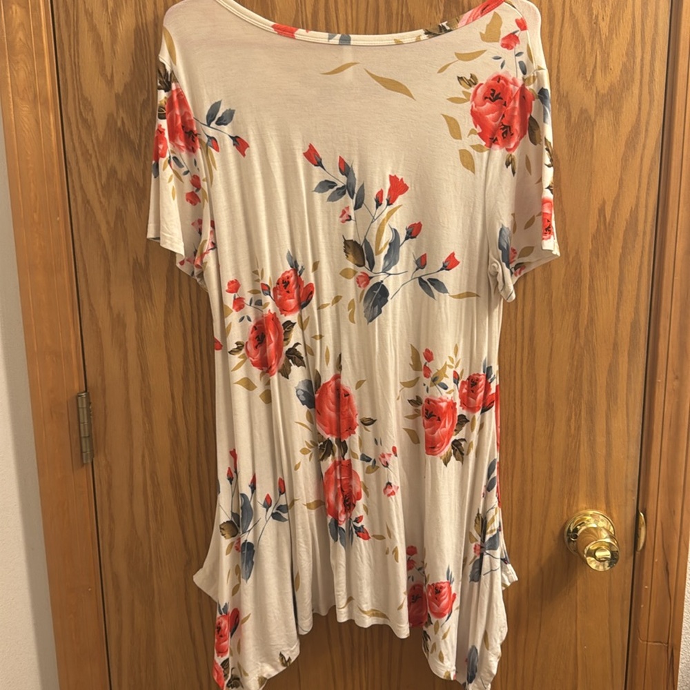 Bishuige women’s long floral shirt size large can work for maternity - Picture 5 of 5